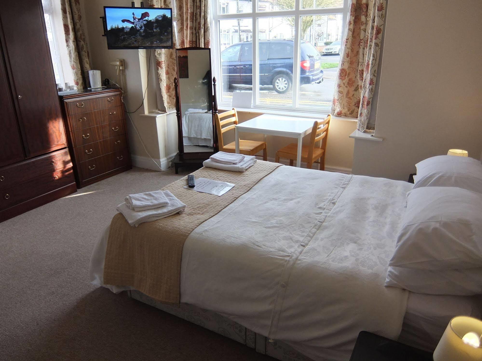 The Monsell Hotel Skegness Bagian luar foto